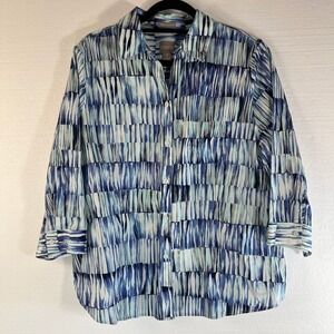 Chicos Wrinkle Resistant Womens 3 US XL Blue Abstract Stripe Button Up Shirt